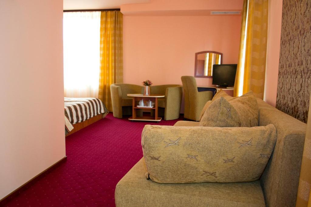 Hotel Xemar Arad Szoba fotó