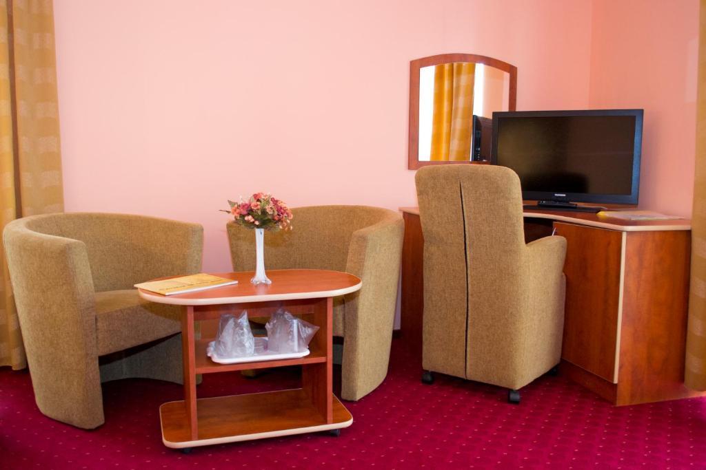 Hotel Xemar Arad Szoba fotó