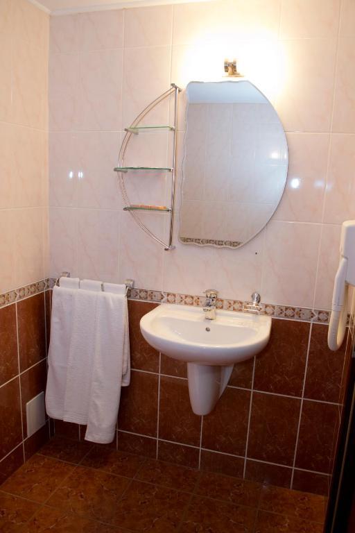 Hotel Xemar Arad Szoba fotó